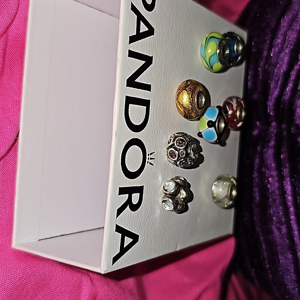 NIB/NIP Pandora Bracelet & Polishing Cloth With (8) Pre-Loved Beads - Picture 2 of 12